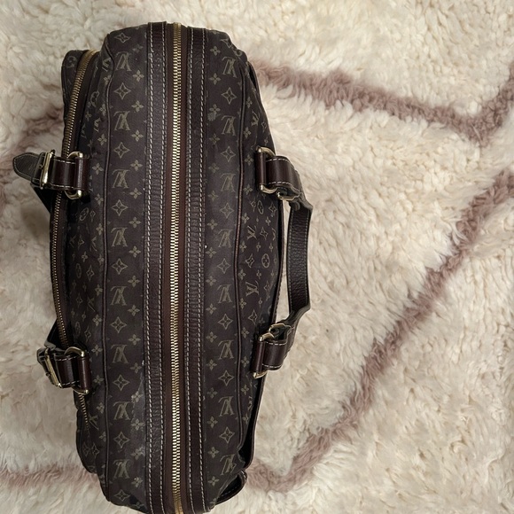 Louis Vuitton
Monogram Mini Lin Sac a Langer Diaper Bag - Picture 8 of 14